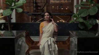 Onlyfans @resminair – Resmi R Nair A Relax Massage Video Viral